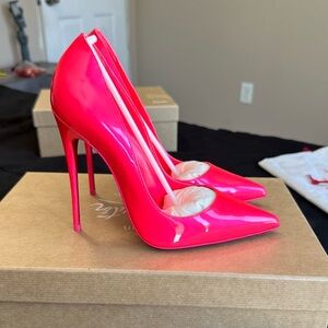 Christian Louboutin So Kate pink 120mm (36.5)